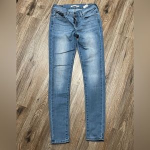 Levi’s skinny jeans